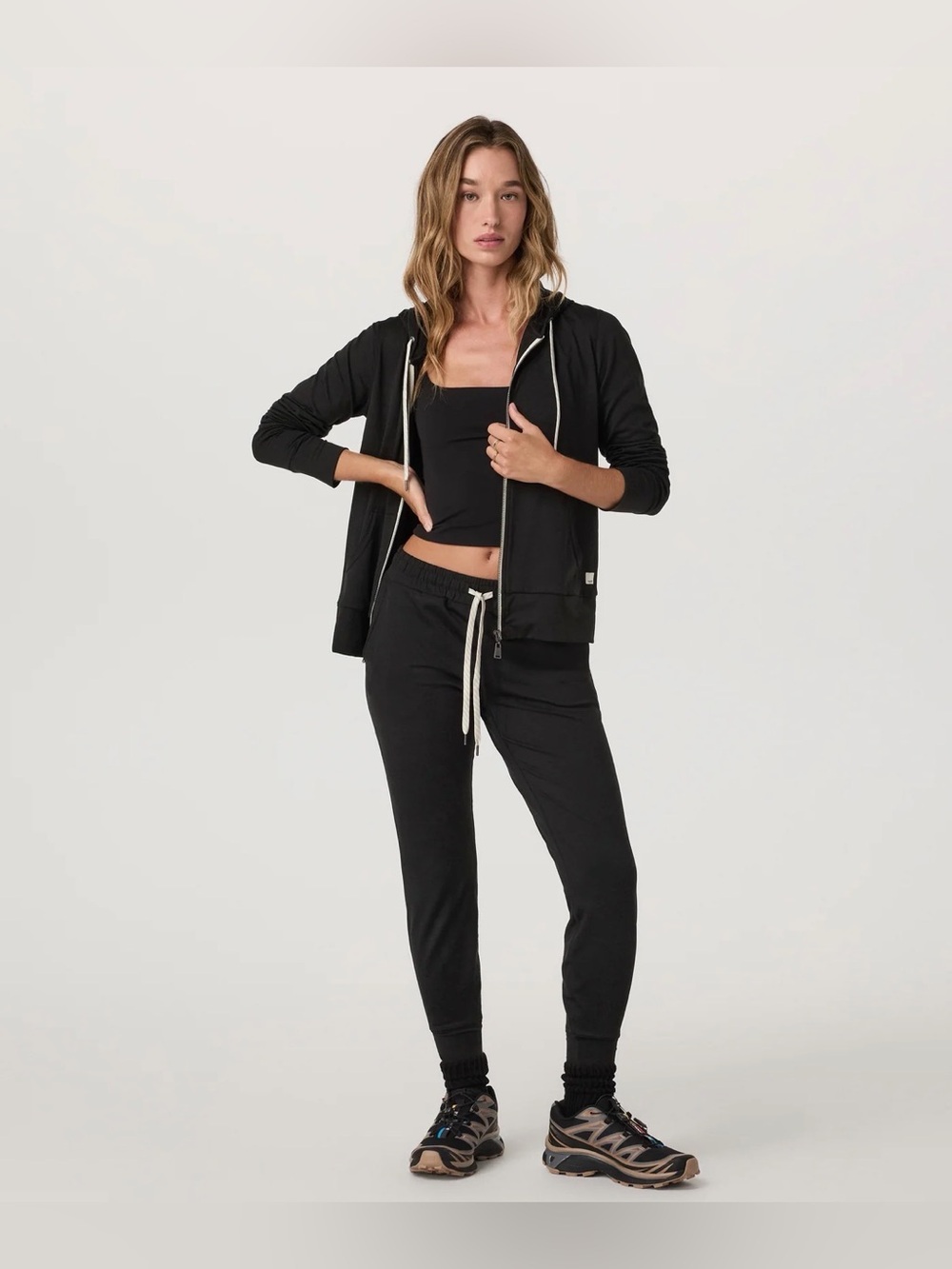 Vuori Women’s Black Full Zip Performance Hoodie Jacket